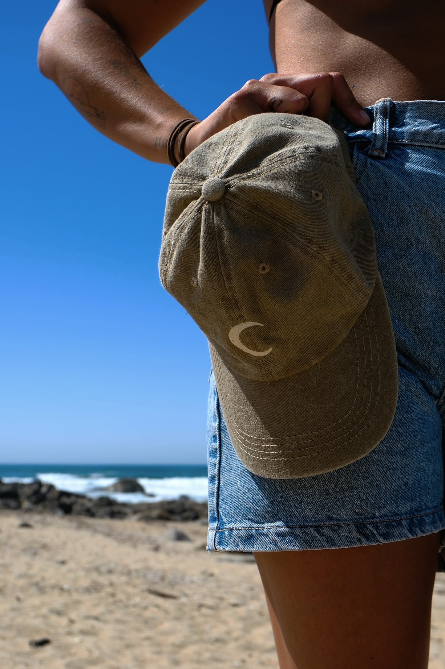 Sand Moonwake Cap